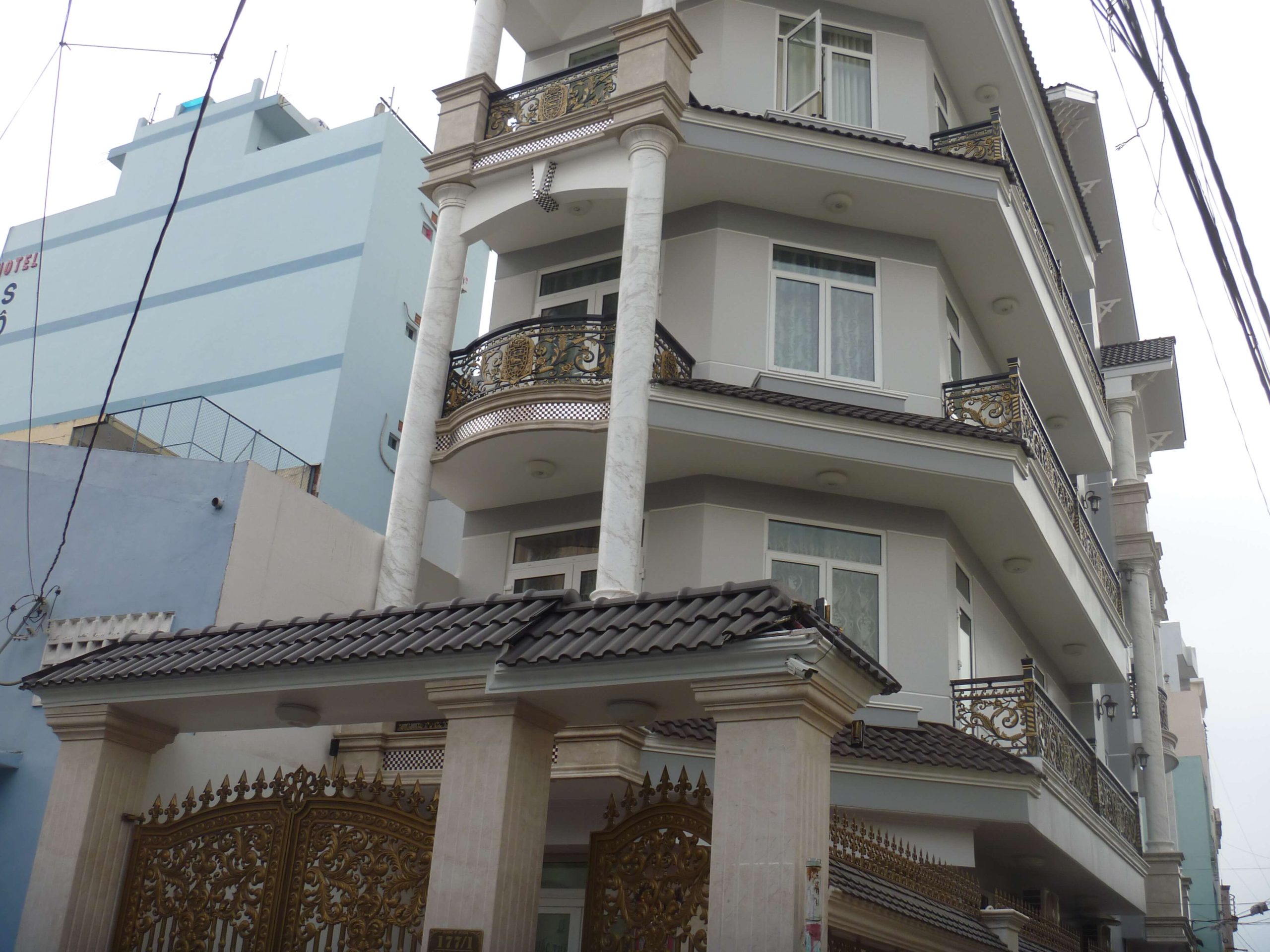 BIỆT THỰ TƯ NHÂN